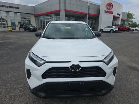 Used 2024 Toyota RAV4 LE image 2