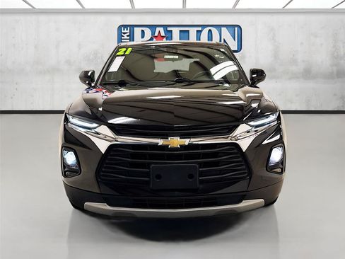 Used 2021 Chevrolet Blazer LT FWD image 2