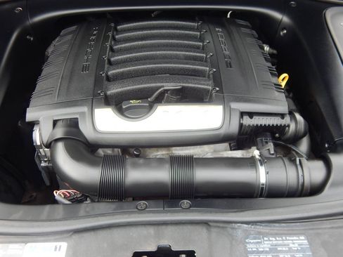 Used 2009 Porsche Cayenne AWD/4WD image 20
