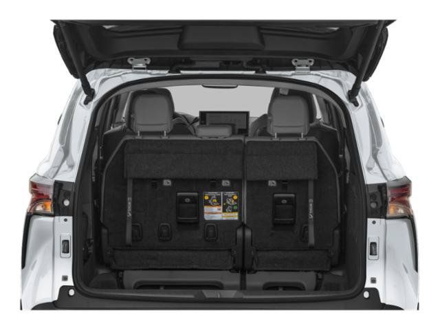 Certified 2025 Toyota Sienna XLE FWD image 10