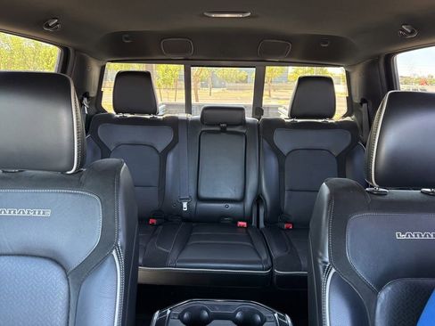 Used 2022 RAM 1500 Laramie AWD/4WD image 7