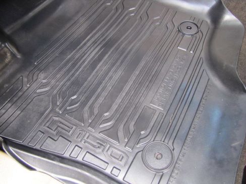 Used 2019 Ford F150 Lariat w/ Trailer Tow Package image 16