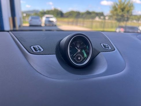 Used 2019 Maserati Levante S GranLusso AWD/4WD image 26