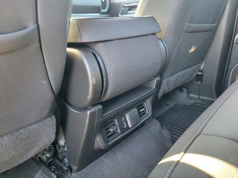 Used 2024 GMC Sierra 2500 SLE w/ SLE Convenience Package image 30