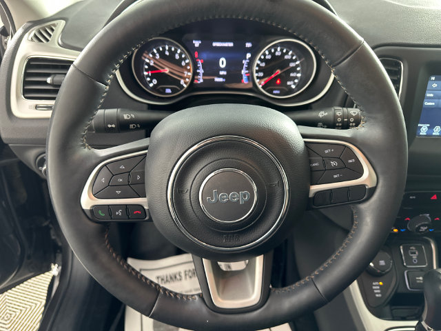 Used 2017 Jeep Compass Latitude w/ Popular Equipment Group AWD/4WD image 13