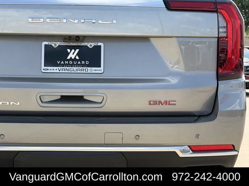New 2026 GMC Yukon Denali w/ Denali Reserve Package AWD/4WD image 5