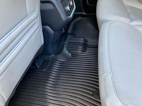Certified 2025 Ford Expedition Platinum AWD/4WD image 31