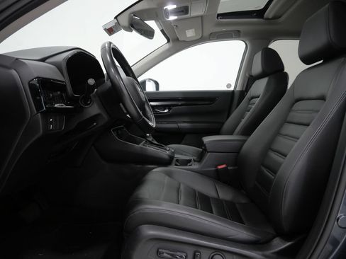 Used 2025 Honda CR-V EX-L image 13
