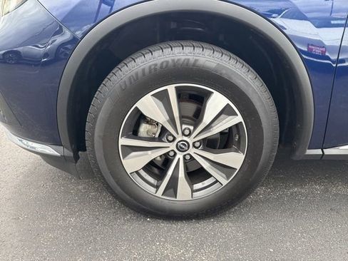 Used 2023 Nissan Murano S AWD/4WD image 9