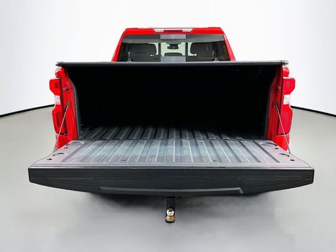 Used 2024 Chevrolet Silverado 1500 LT Trail Boss w/ Convenience Package II AWD/4WD image 10