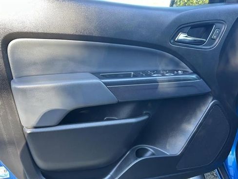 Used 2021 Chevrolet Colorado Z71 w/ Safety Package image 24
