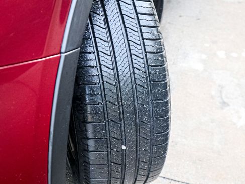 Used 2020 Subaru Outback Limited w/ Popular Package #2 image 12