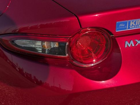 Used 2023 MAZDA MX-5 Miata Grand Touring image 17