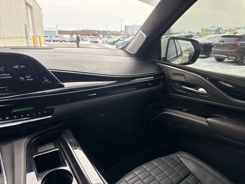 Used 2023 Cadillac Escalade V AWD/4WD image 35
