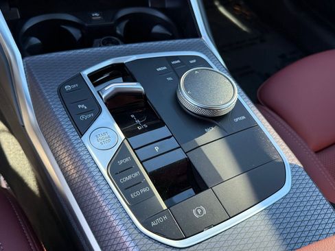 New 2026 BMW 330i Sedan w/ Premium Package image 25