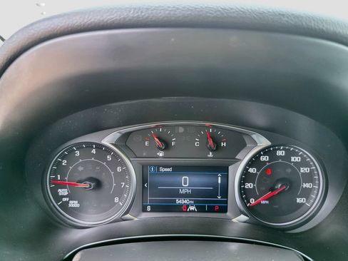 Used 2024 GMC Terrain SLE w/ Driver Convenience Package FWD image 14