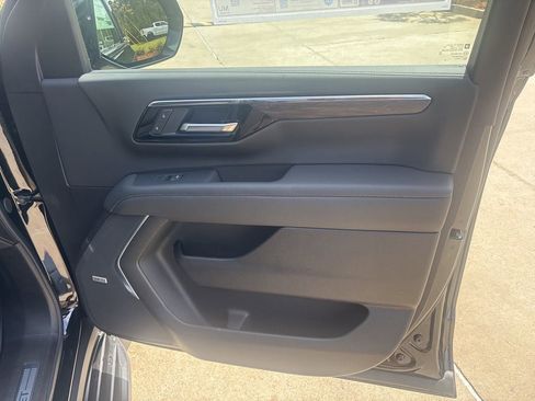 New 2026 Chevrolet Suburban LT w/ Comfort Package RWD image 54