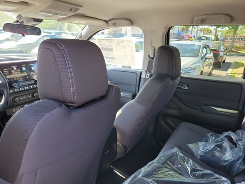 New 2026 Nissan Frontier SV w/ Tow Package RWD image 11