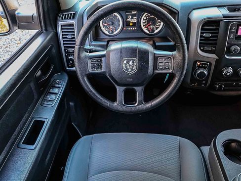 Used 2016 RAM 1500 Express image 15