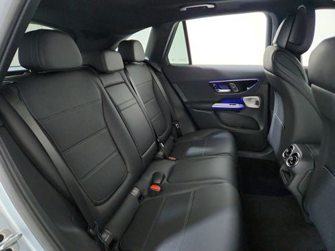 New 2026 Mercedes-Benz GLC 300 4MATIC image 11