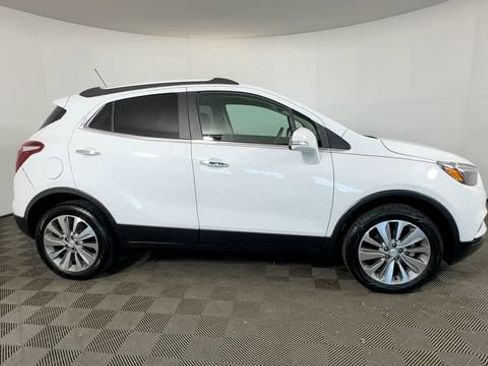 Used 2019 Buick Encore Preferred AWD/4WD image 3