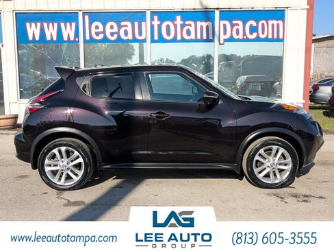 Used 2016 Nissan Juke SL FWD image 2
