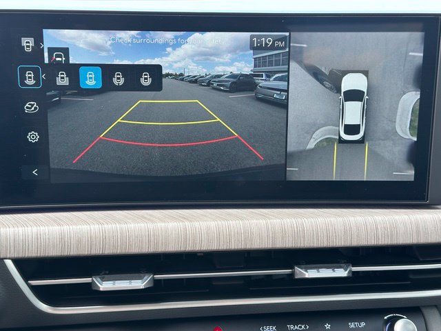 Used 2025 Hyundai Sonata Limited FWD image 31