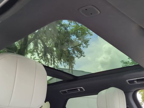 Certified 2025 Land Rover Range Rover Sport SE AWD/4WD image 20