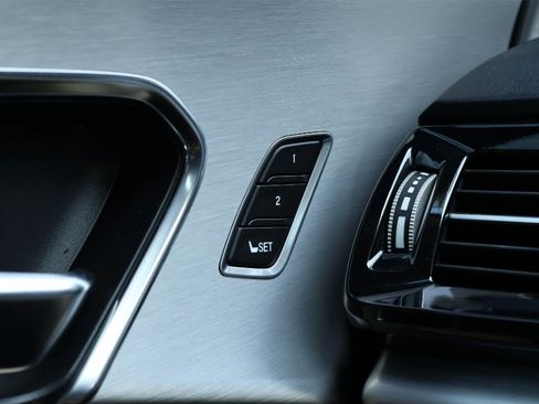 Used 2019 Acura RDX FWD image 25