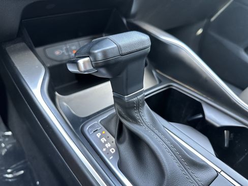Certified 2025 Kia Sorento LX FWD image 20