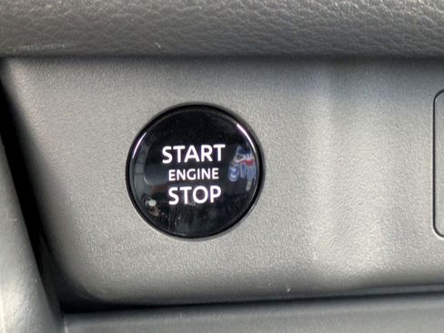 Used 2026 Nissan Rogue SV w/ SV Premium Package image 21