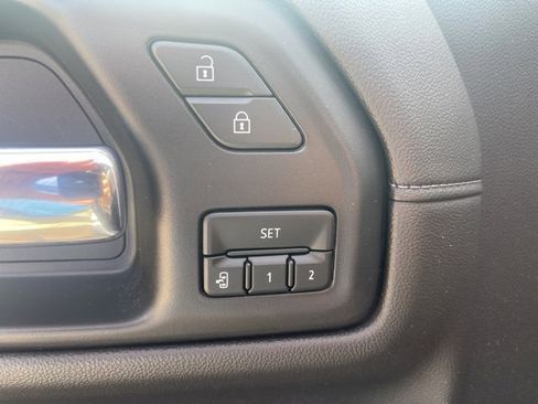 Certified 2022 Chevrolet Silverado 1500 High Country image 5