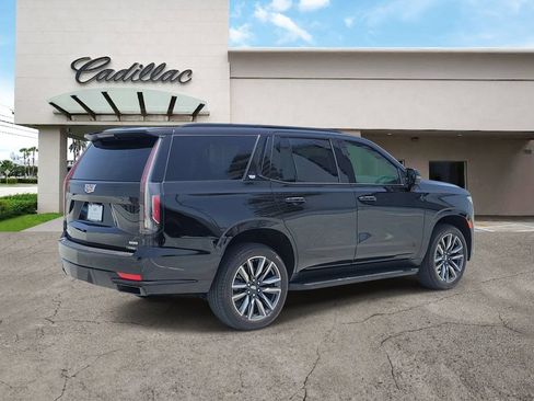 Used 2024 Cadillac Escalade Sport AWD/4WD image 5