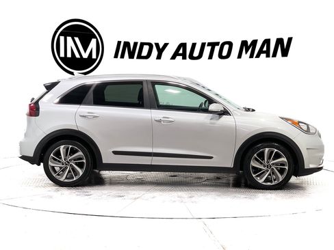 Used 2017 Kia Niro Touring image 3