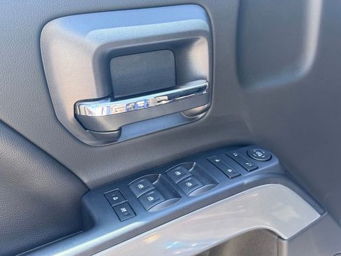 Used 2018 Chevrolet Silverado 1500 LT w/ All Star Edition AWD/4WD image 8