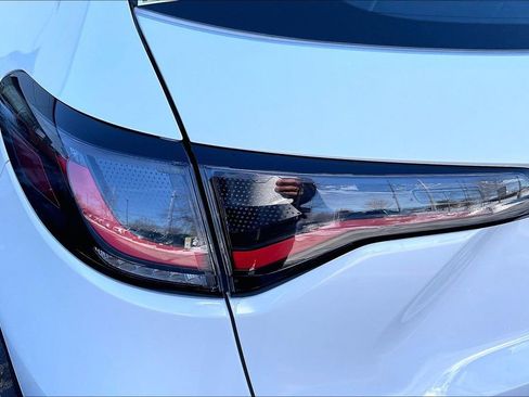 Used 2023 Honda HR-V LX image 34