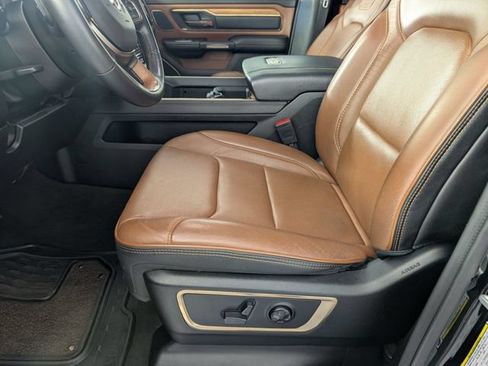 Used 2023 RAM 1500 Limited AWD/4WD image 13