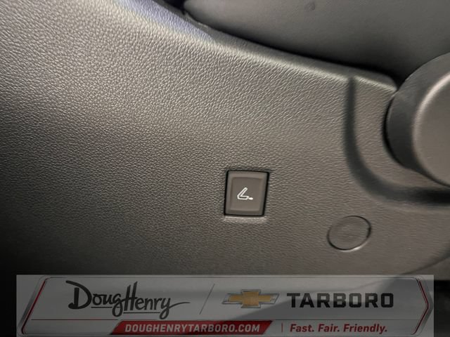 New 2027 Chevrolet Traverse RS w/ LPO, Floor Liner Package FWD image 42