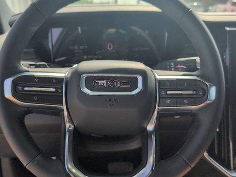 New 2026 GMC Acadia Elevation w/ Elevation Premium Package FWD image 11