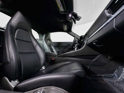 Certified 2017 Porsche 911 Targa 4S image 27