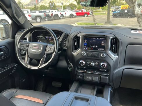 Used 2021 GMC Sierra 1500 AT4 w/ AT4 Premium Package AWD/4WD image 21