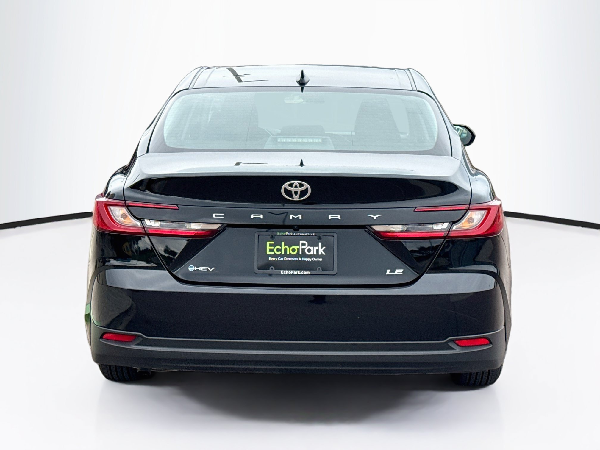 Used 2026 Toyota Camry LE FWD image 7