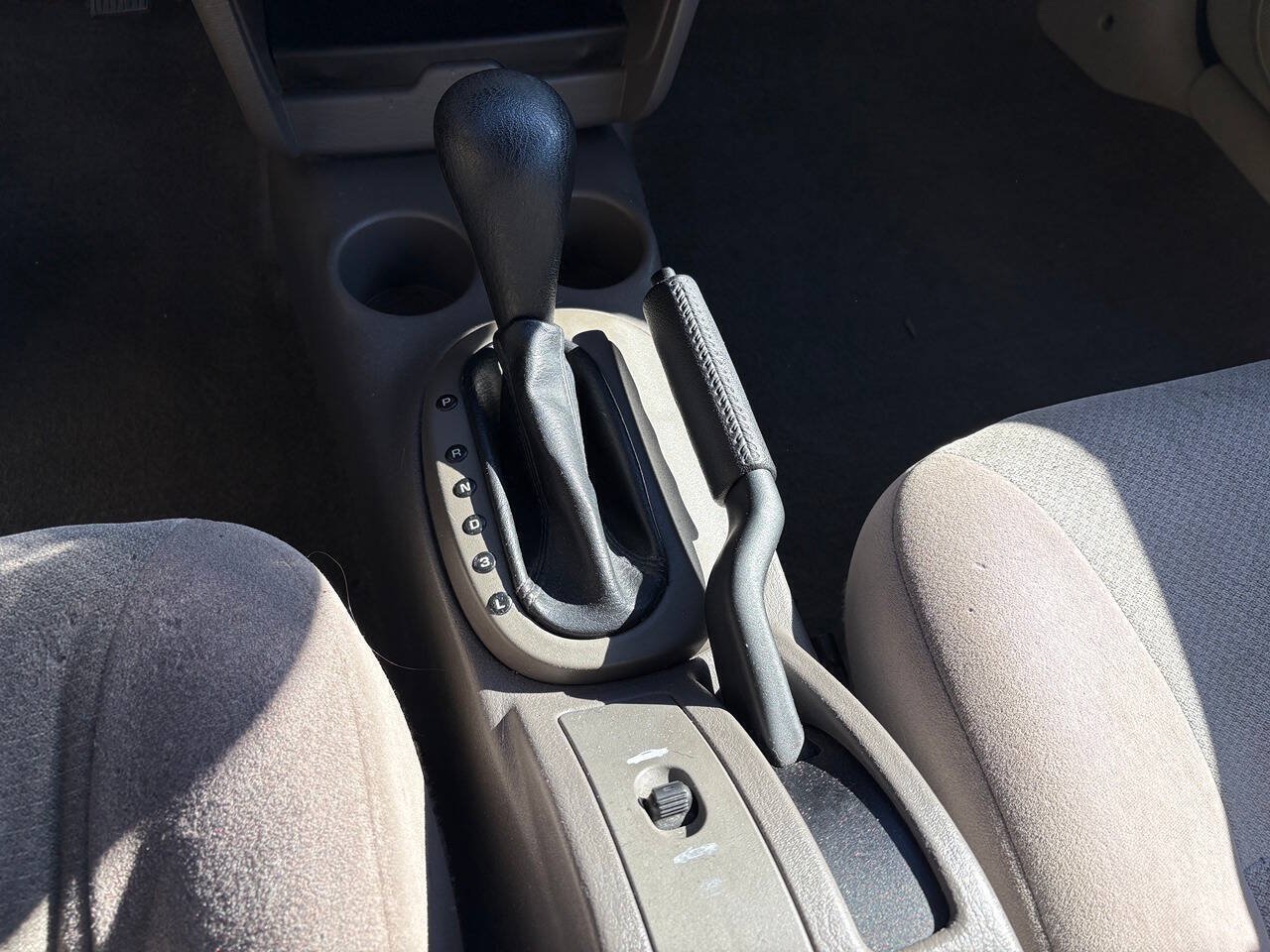 Used 2006 Chrysler Sebring Touring FWD image 14