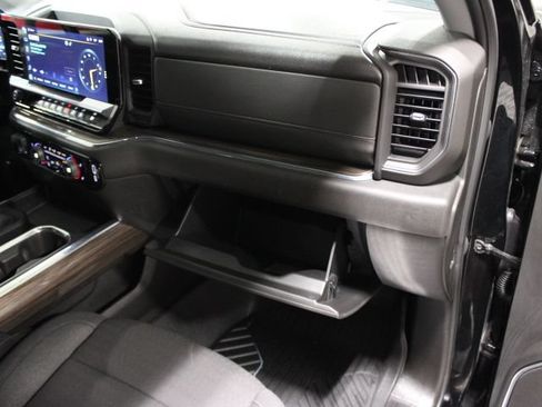 Used 2024 Chevrolet Silverado 1500 RST AWD/4WD image 25