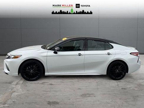 Certified 2019 Toyota Camry XSE image 2