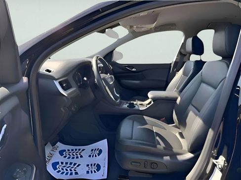 Used 2023 GMC Acadia SLT image 18