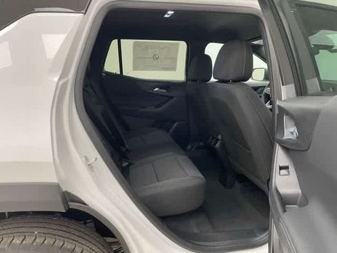 New 2026 Chevrolet Equinox LT AWD/4WD image 13