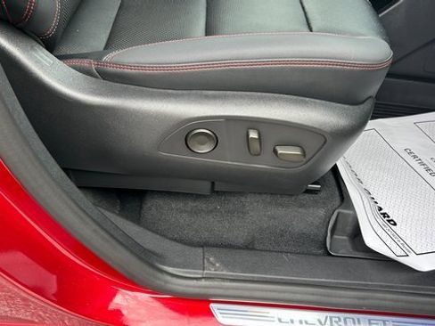 Certified 2024 Chevrolet Traverse RS image 47