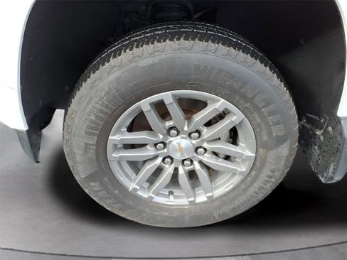 Used 2023 Chevrolet Colorado LT w/ LT Convenience Package II image 10