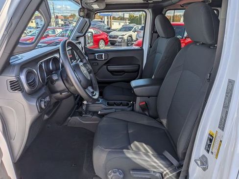 Used 2021 Jeep Wrangler Unlimited Sport S image 19